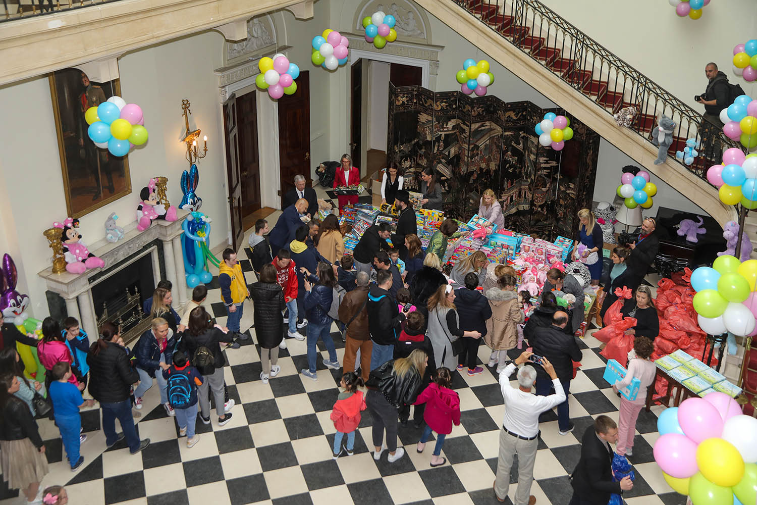 MORE THAN 1,000 CHILDREN REJOICE UPCOMING EASTER AT THE WHITE PALACE