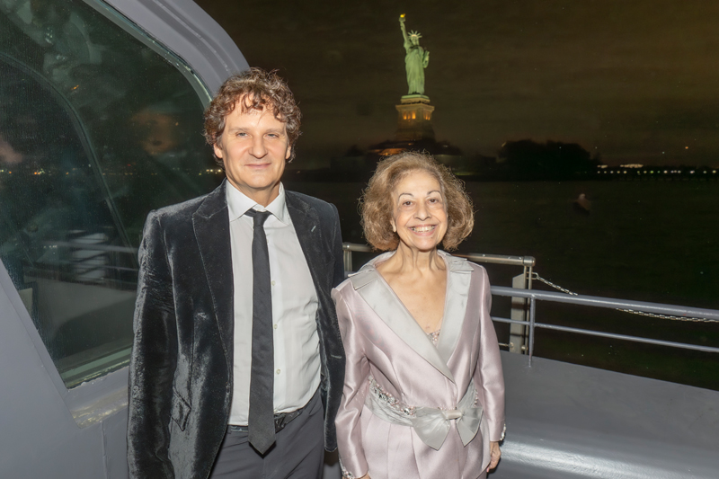 Benefit Dinner Aboard Bateaux New York