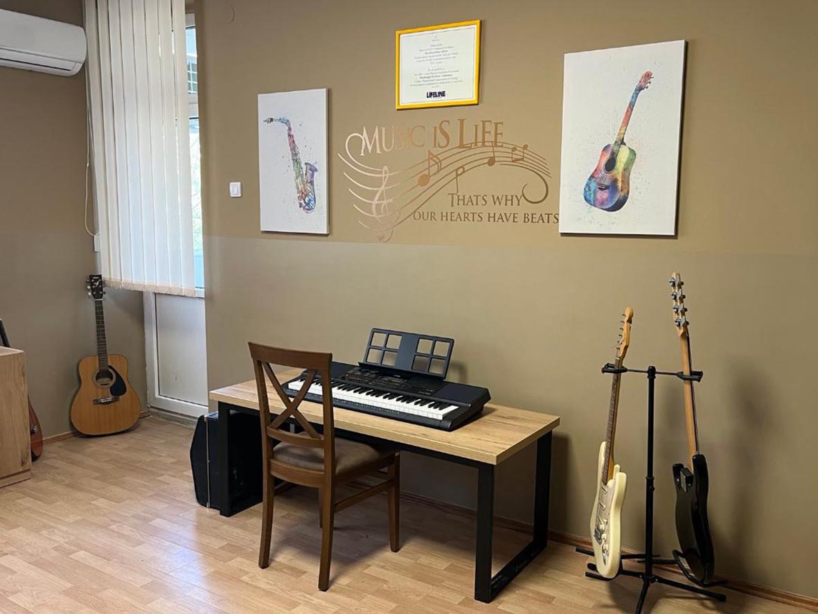 CROWN PRINCESS KATHERINE AND LIFELINE CHICAGO CONTINUE TO ASSIST DRINKA PAVLOVIC HOME FOR CHILDREN WITH A NEW MUSIC ROOM