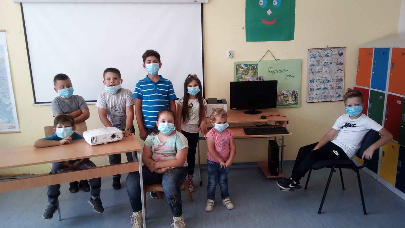 CROWN PRINCESS KATHERINE FOUNDATION AND LIFELINE CHICAGO PROVIDE $10,750 AID TO BLIZNAK VILLAGE SCHOOL