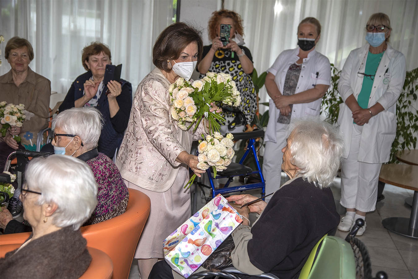 ROYAL GARDEN ROSES FOR OLD PEOPLE HOME LADIES IN BELGRADE, SERBIA