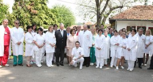 Royal Couple Donate Cars to Healthcare Institutions in Pozarevac and Kovin